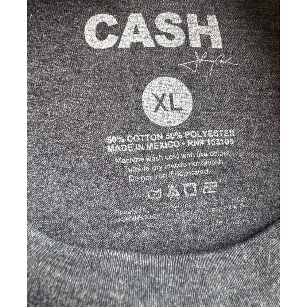 Women's Johnny Cash "Man in Black" Graphic Tee – XL - Picture 2 of 2